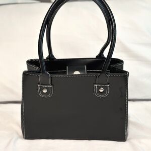 Wilsons Leather Handbag in Black